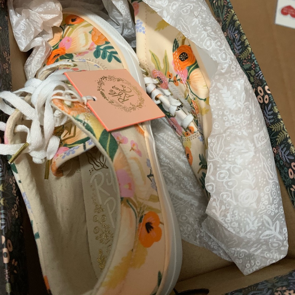 Brand new Rifle Paper co Keds size 7